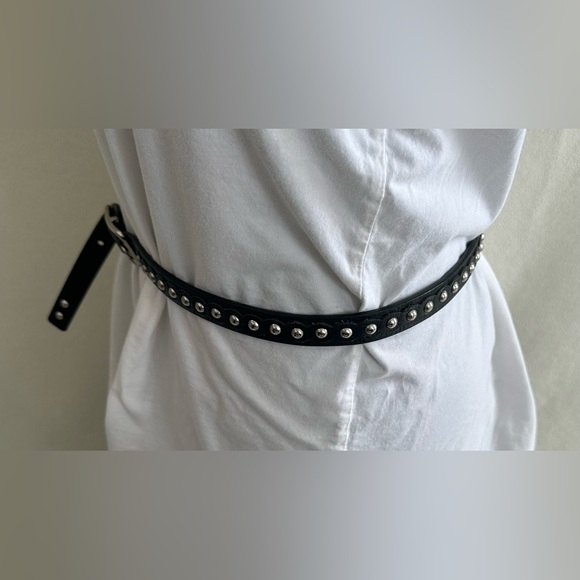 Michael Kors Belt 34-38” Black Leather Belt W/Silver Studded & Silver Buckle - Picture 4 of 9